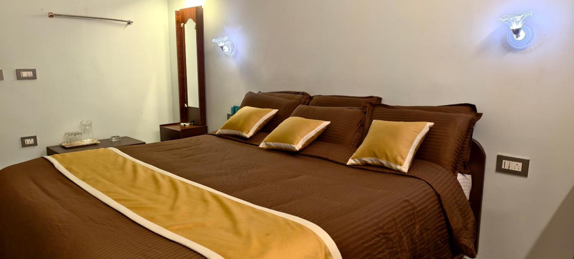 Ponmurugan Residency 코다이카날 외부 사진